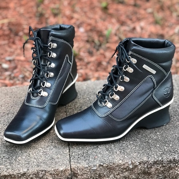 TIMBERLAND Shoes - TIMBERLAND Hill Wedge Ankle Boots Size 5.5 Leather lace-up Black with White trim